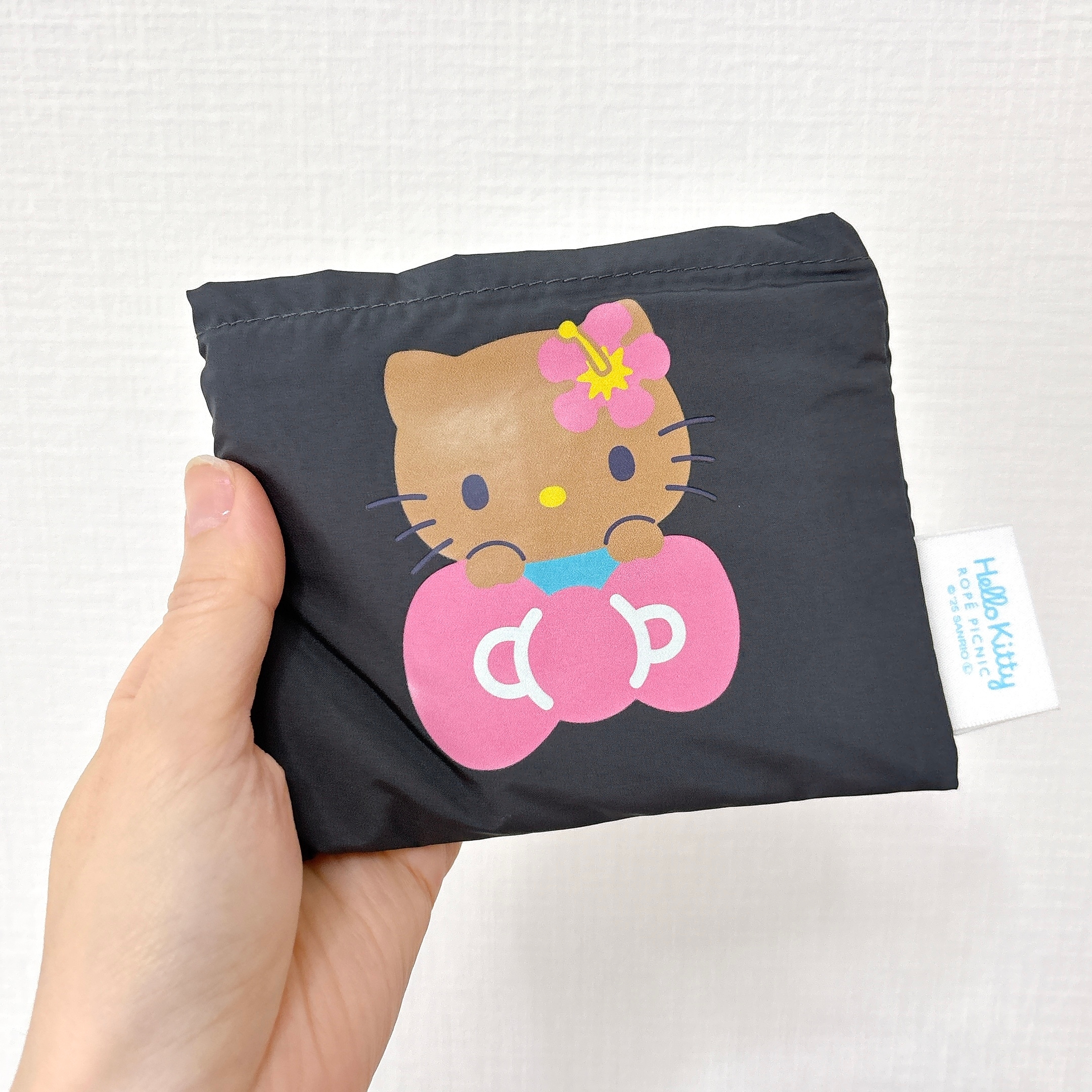 ROPÉ PICNIC(ロペピクニック)「【ROPE' PICNIC×ハローキティコラボ】日焼けハローキティパッカブルポケット付エコバッグ」