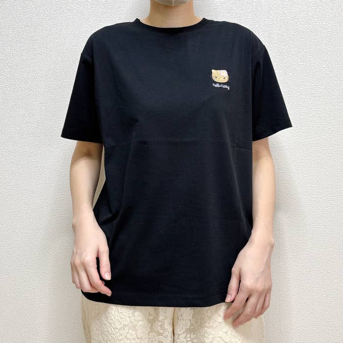 ROPÉ PICNIC(ロペピクニック)「【ROPE' PICNIC×ハローキティ コラボ】日焼けハローキティ アソートTシャツ」