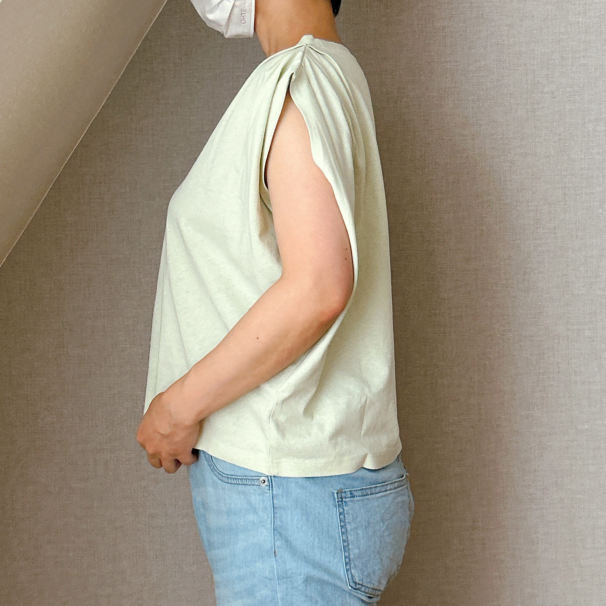 coca(コカ)の「袖タックTシャツ」