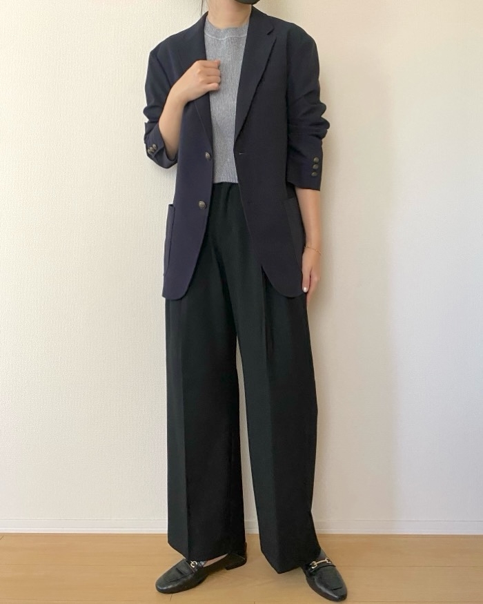 GUの「タックワイドパンツ(丈標準70.0~74.0cm)」