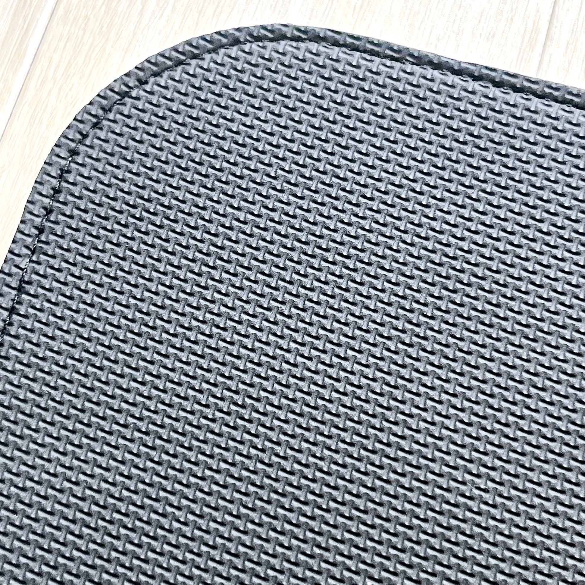 3COINSの「EMSフットケアマット/and us」