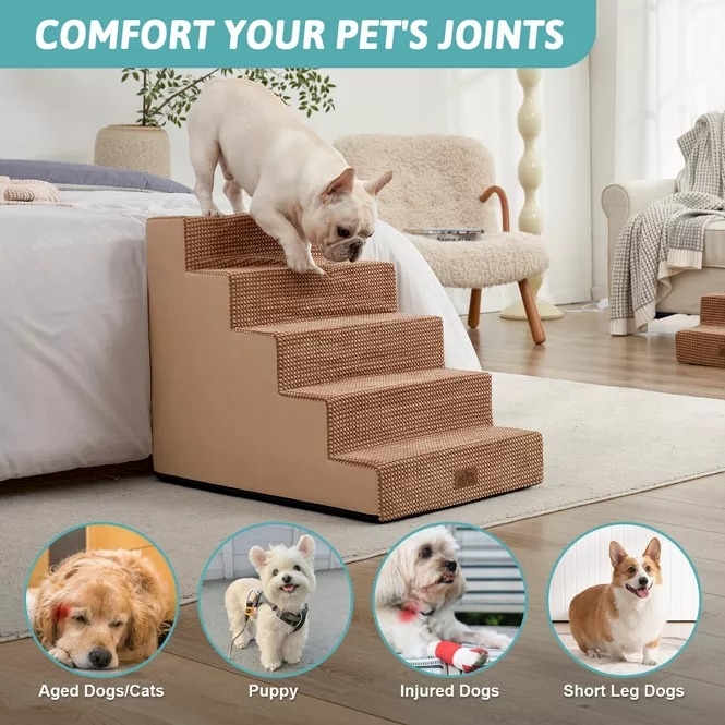 Dog descends pet stairs with text: “Comfort Your Pet’s Joints,” showcasing product benefits for aged dogs, puppies, injured dogs, and short-legged dogs