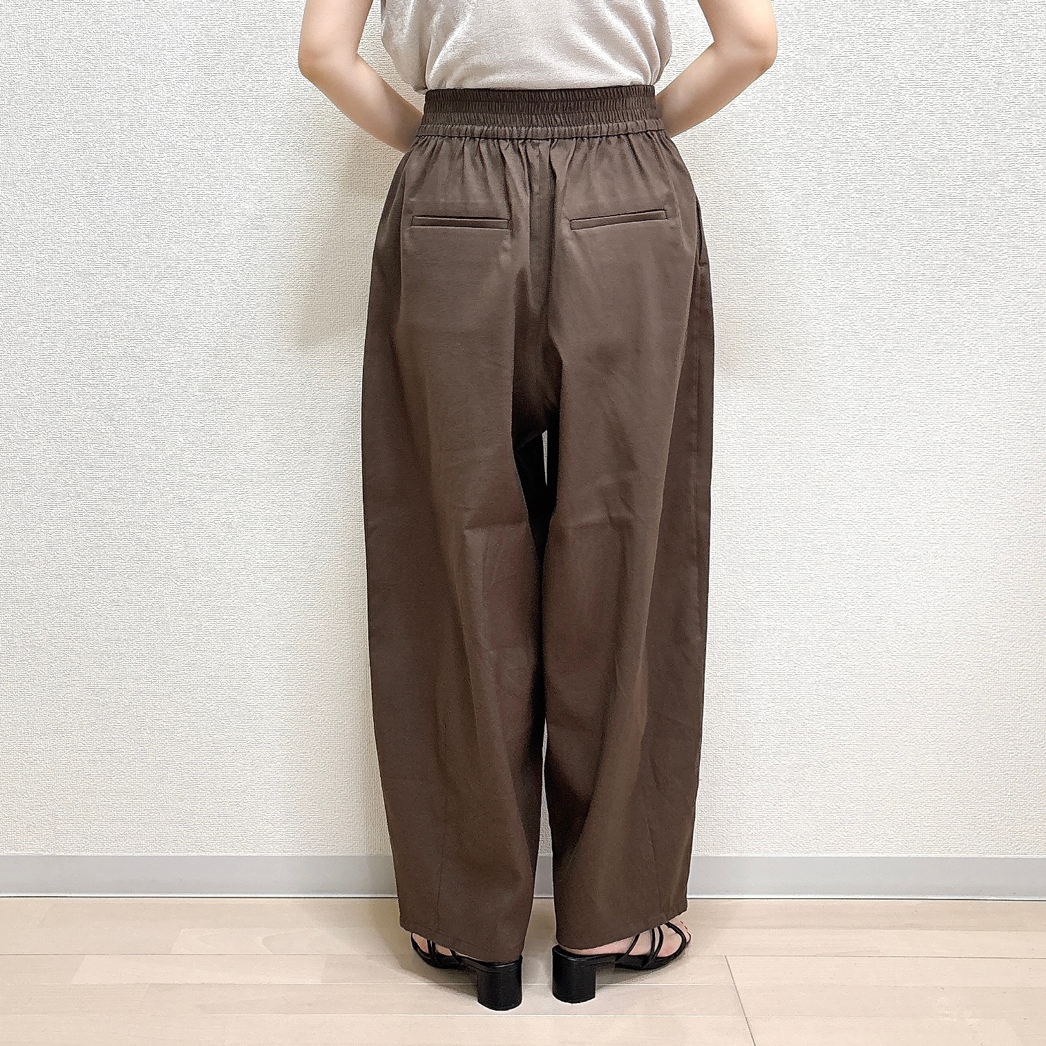 LOWRYS FARM(ローリーズファーム)の「リネンイージーコクーンパンツ」
