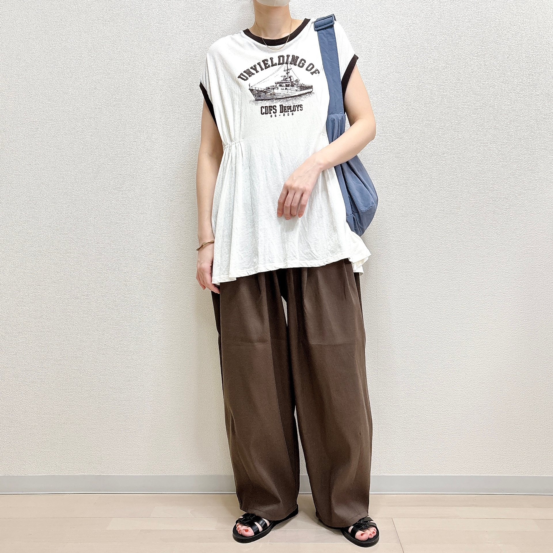 LOWRYS FARM(ローリーズファーム)の「リネンイージーコクーンパンツ」
