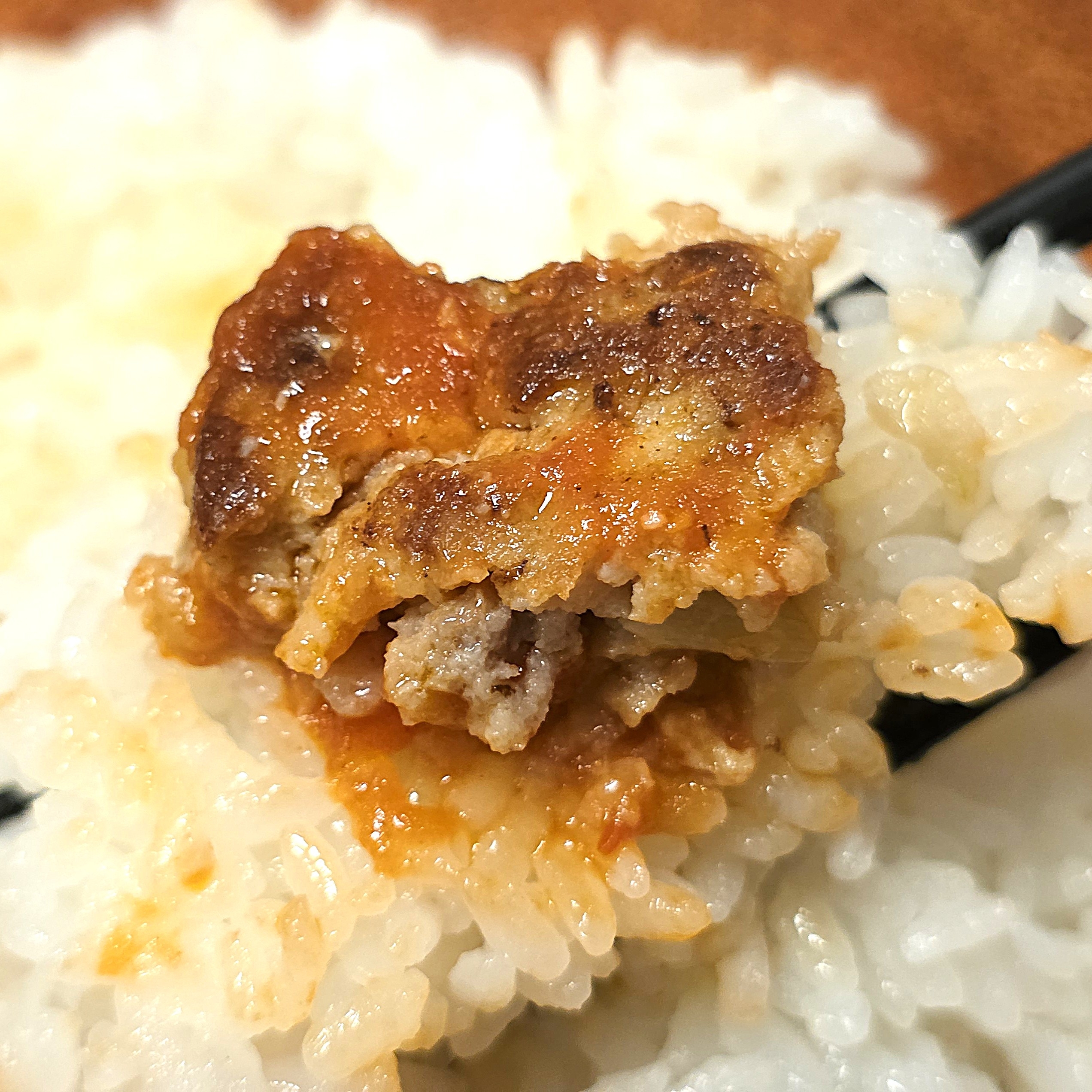 びっくりドンキー「厚切りベーコンと茄子のアラビアータバーグディッシュ」