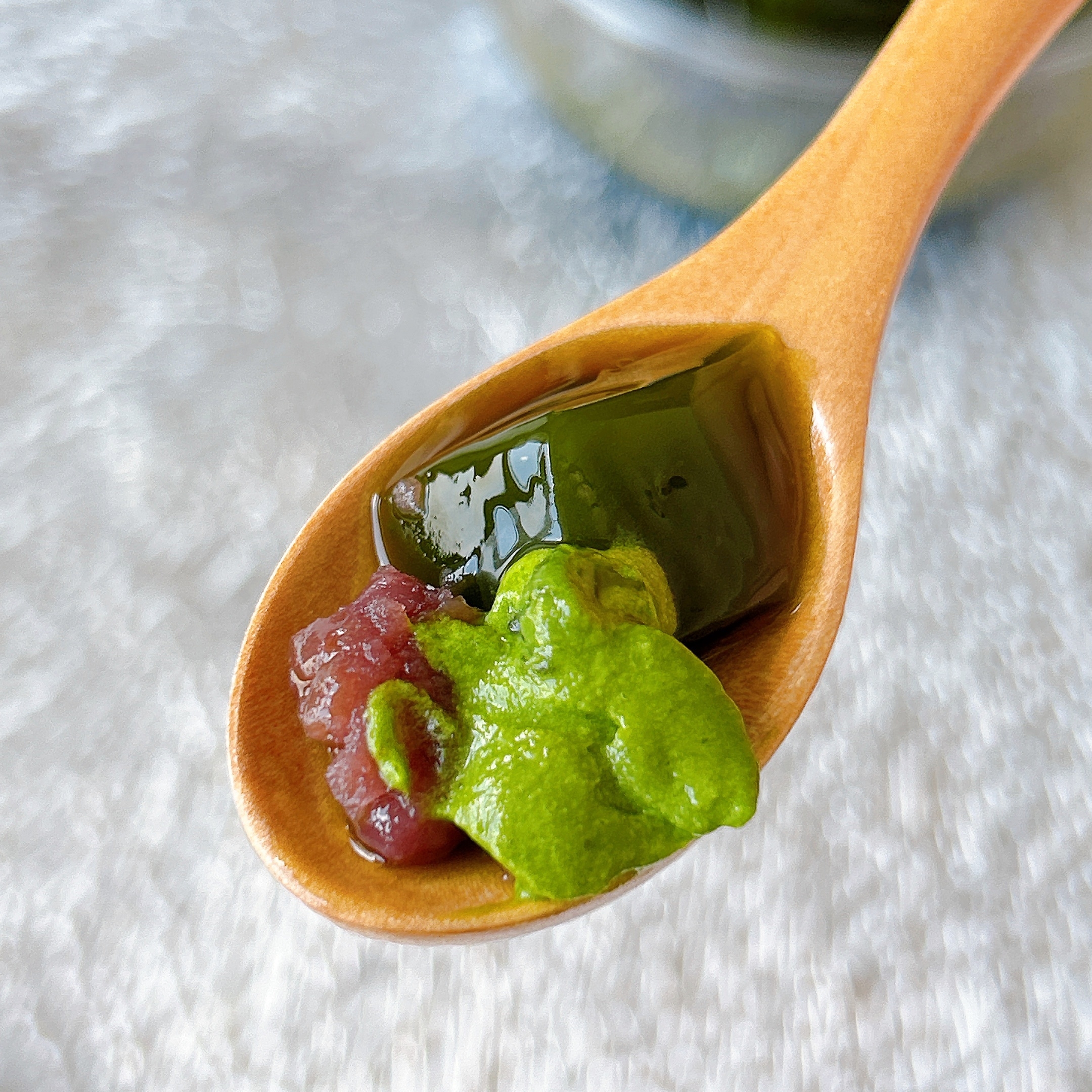 セブン-イレブンの「黒蜜で食べる 宇治抹茶あんみつ」