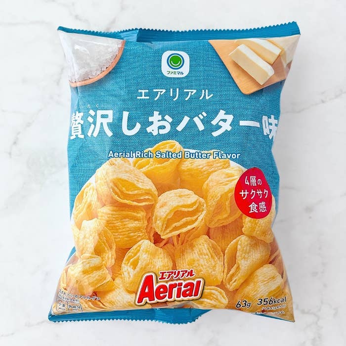 FamilyMart(ファミリーマート)の「エアリアル贅沢しおバター味」