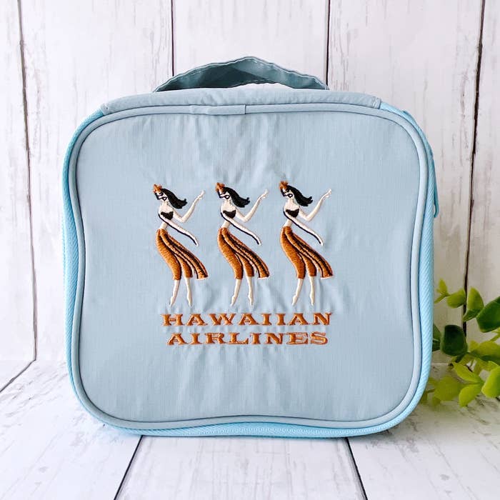 PLAZA(プラザ)で見つけた「HAWAIIAN AIRLINES ハワイアン航空 バニティポーチ フラガール」