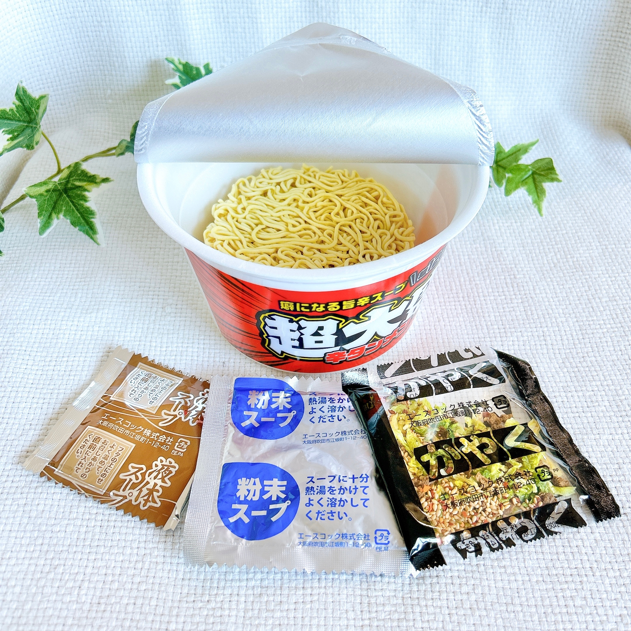 セブン-イレブン「7プレミアム 超大盛 辛タンメン」