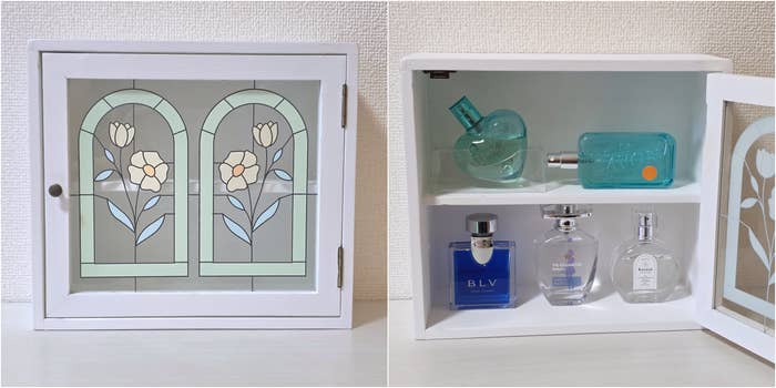 salut!(サリュ)「アートガラスコレクションミニキャビネット/Flower Art Glass」