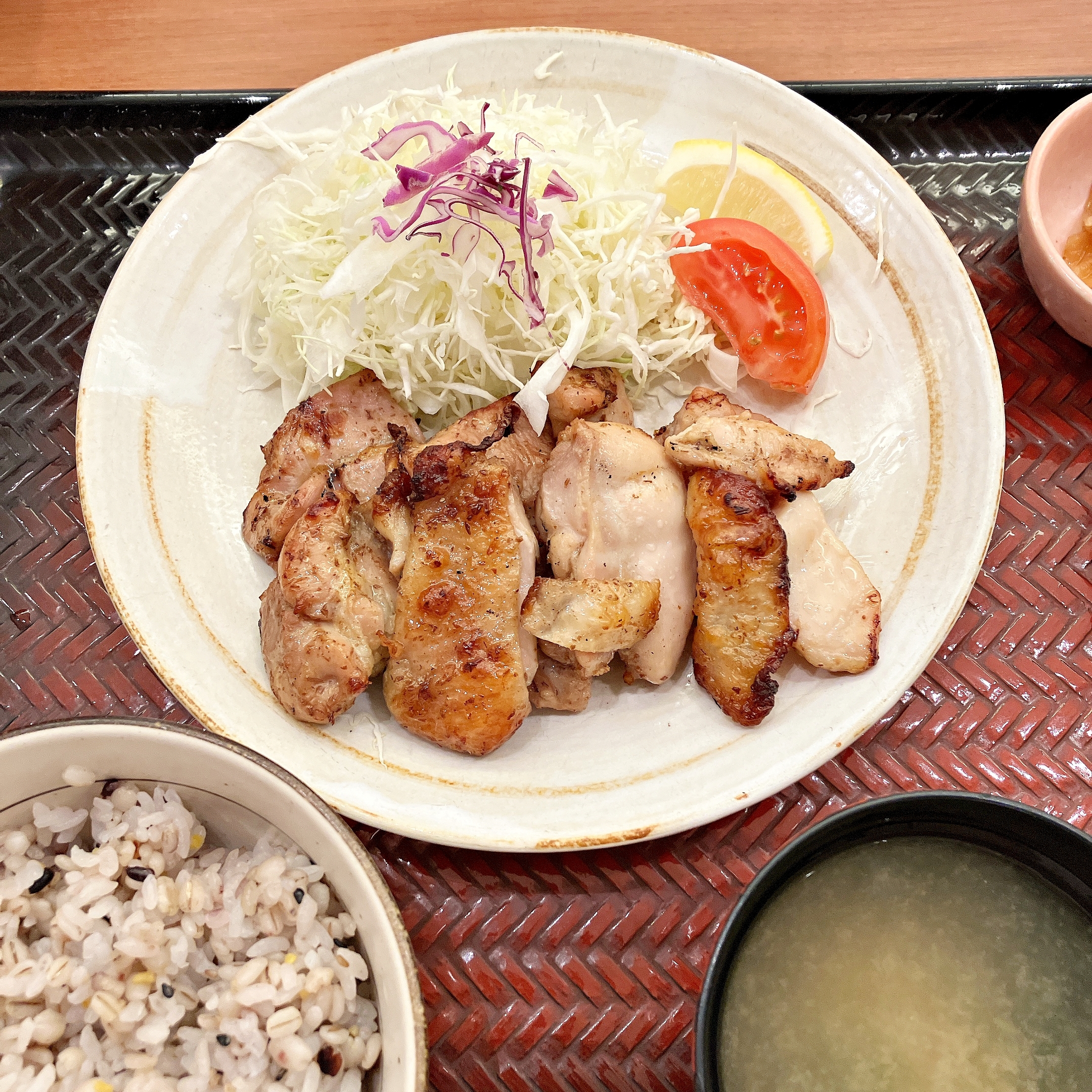 大戸屋の「もろみチキンの炭火焼き」
