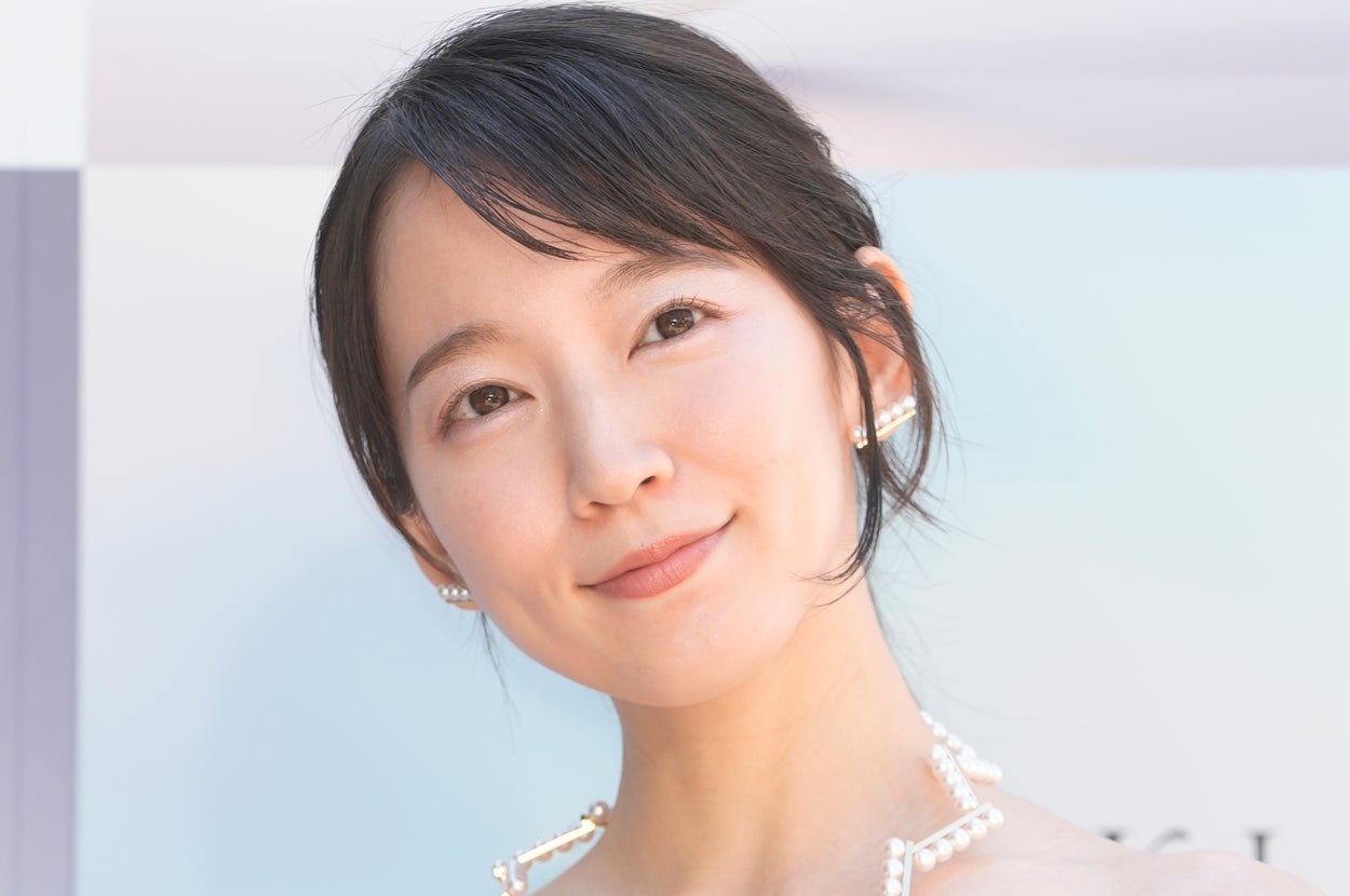 吉岡里帆さん(時事通信フォト)