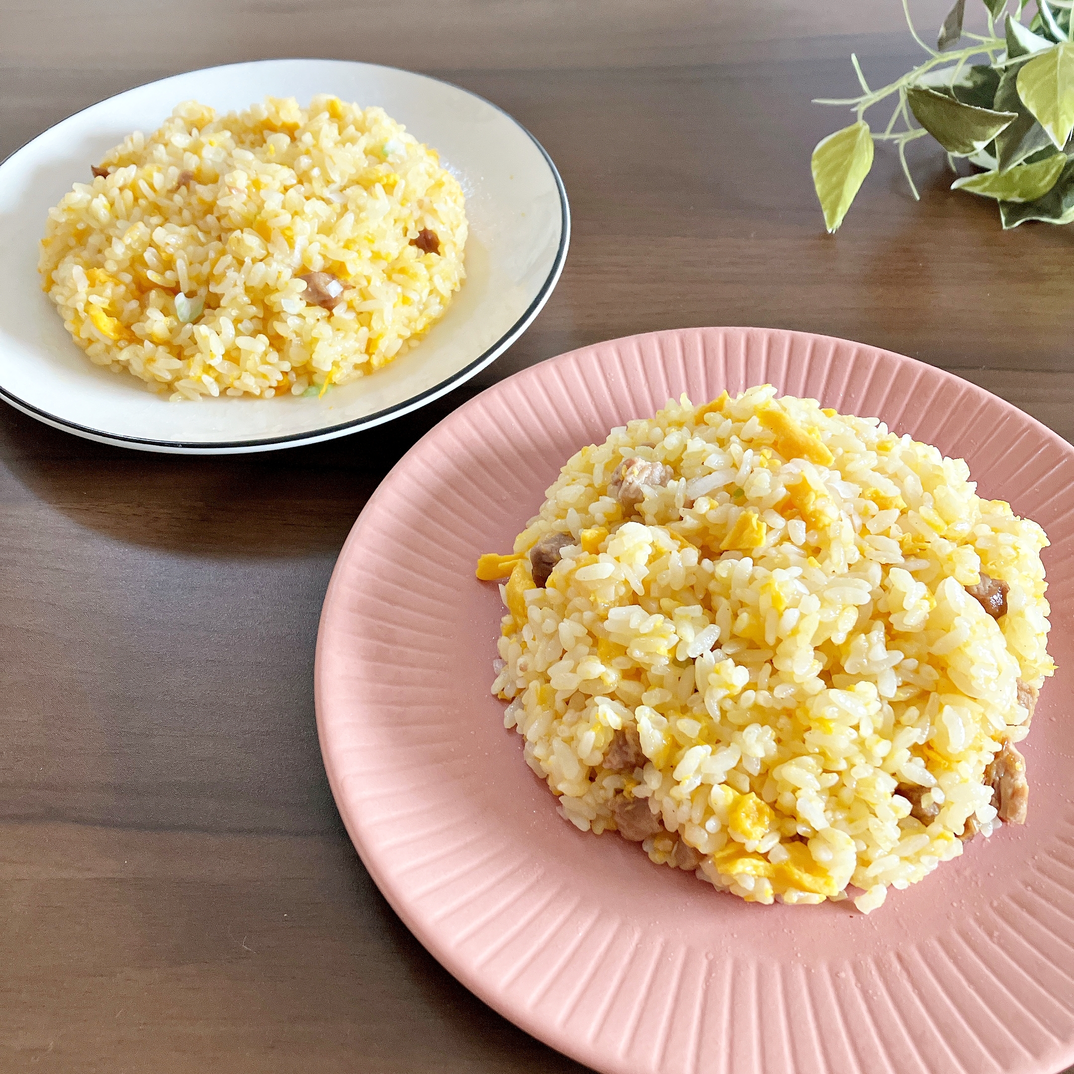 FamilyMart(ファミリーマート)の「卵で黄金に仕上げた町中華チャーハン」