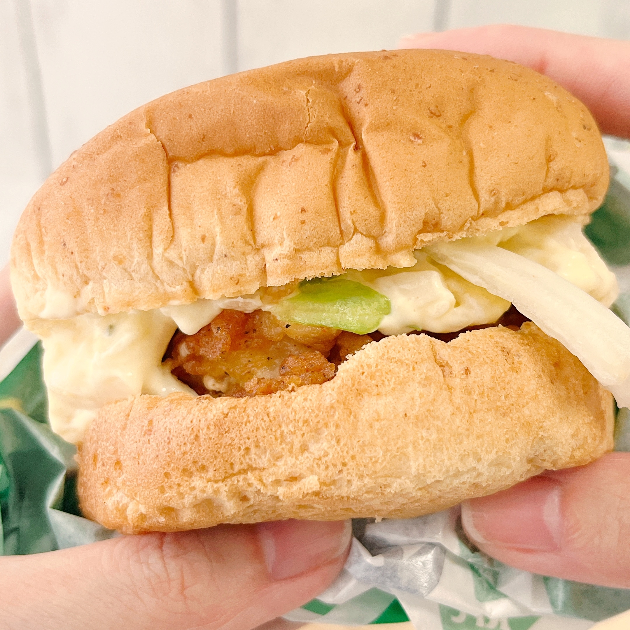KFC(ケンタッキー・フライド・チキン)の「チキン南蛮フィレバーガー」
