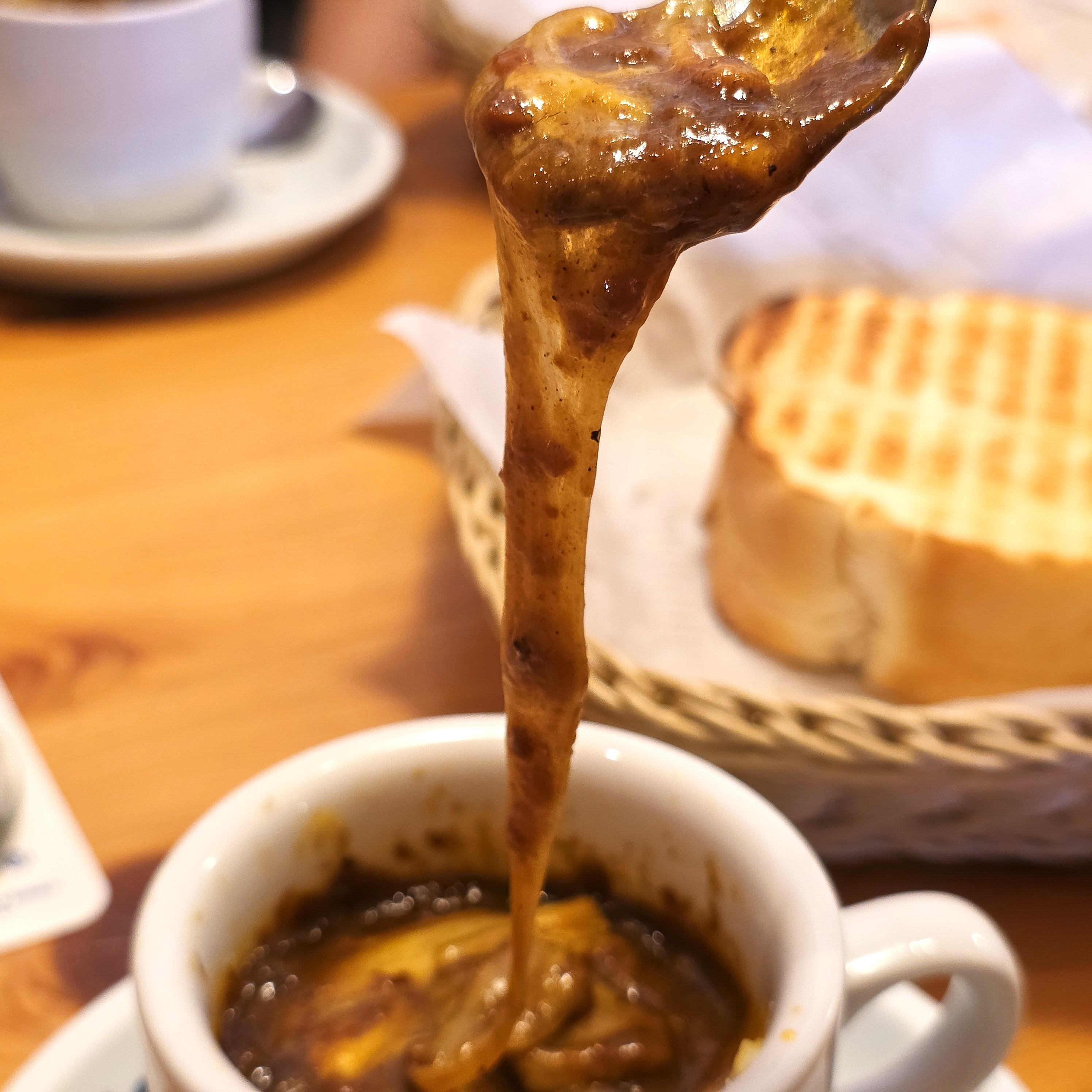 コメダ珈琲店「チーズカリートースト」