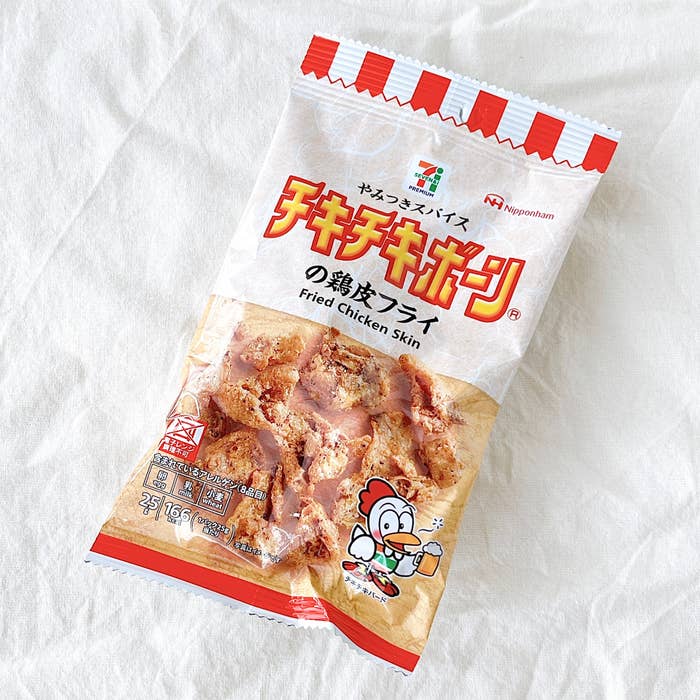 セブン-イレブンの「チキチキボーンの鶏皮フライ スパイス 25g」