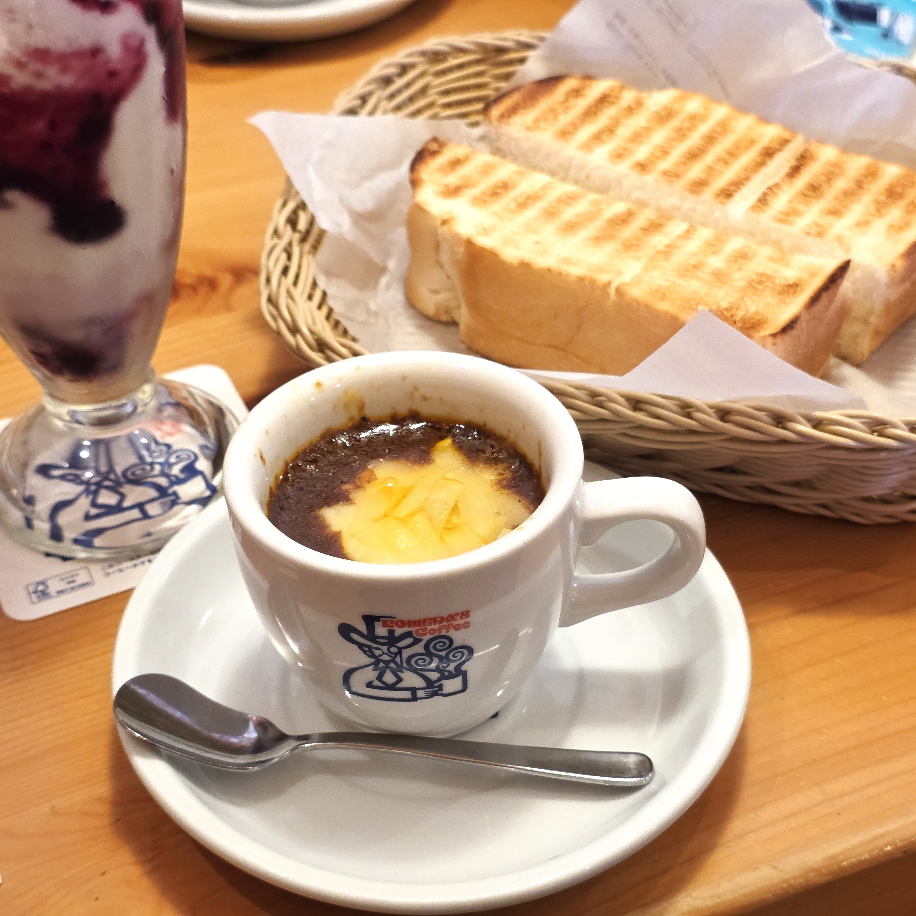 コメダ珈琲店「チーズカリートースト」