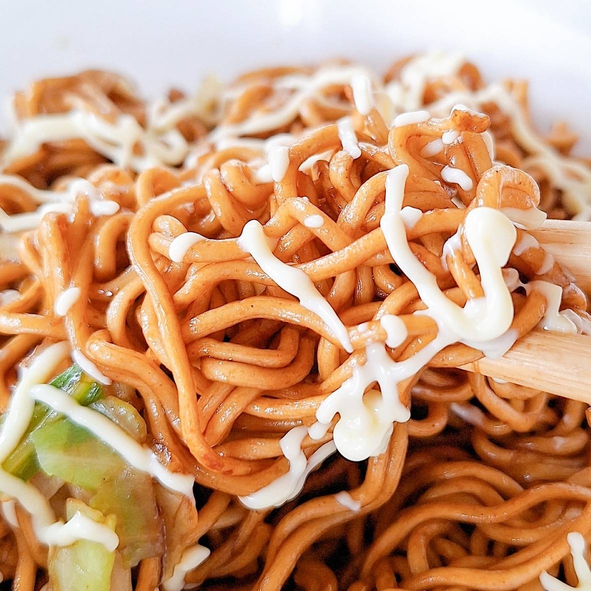 FamilyMart(ファミリーマート)の「ソース焼そば からしマヨネーズ付き 大盛」