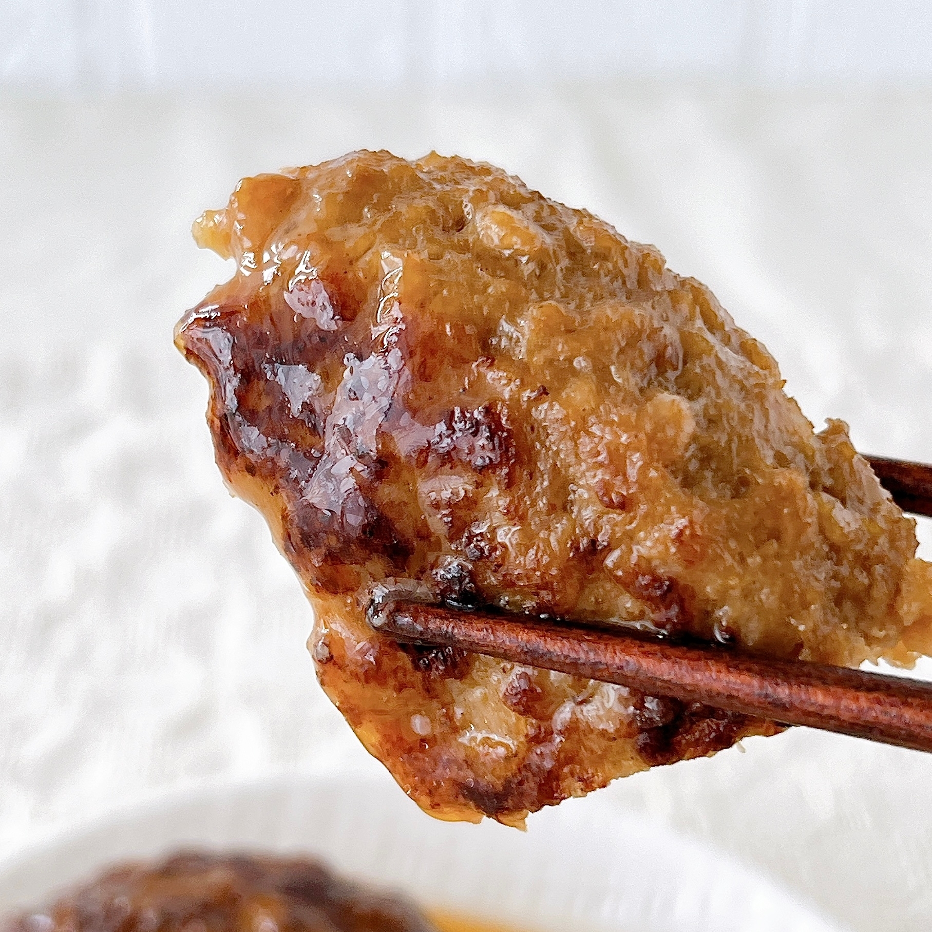 セブン-イレブン「7P 鉄板焼きハンバーグ和風おろしソース」