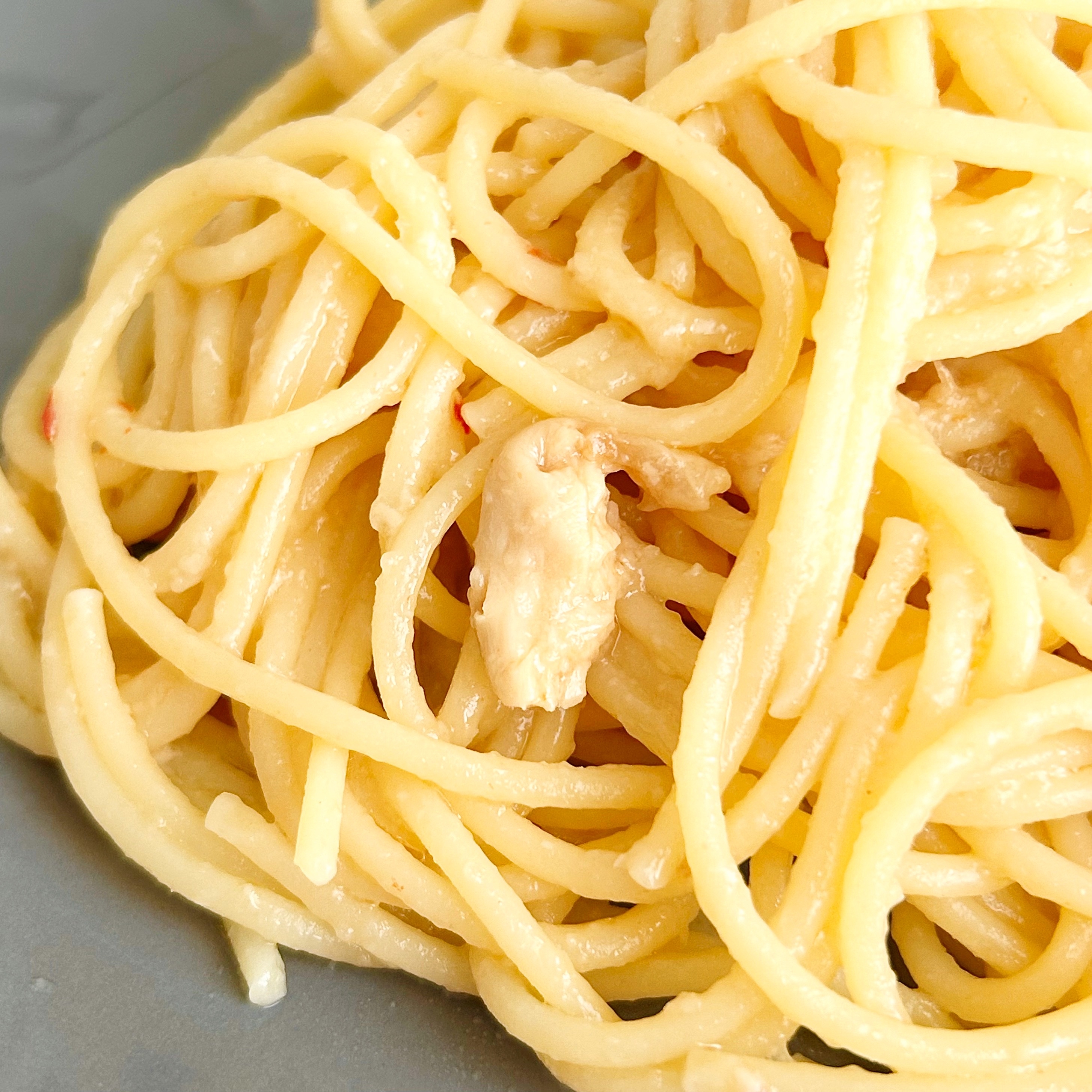 KALDI(カルディ)の「にんにくマシマシ! ペペロンチーノソース 140g」