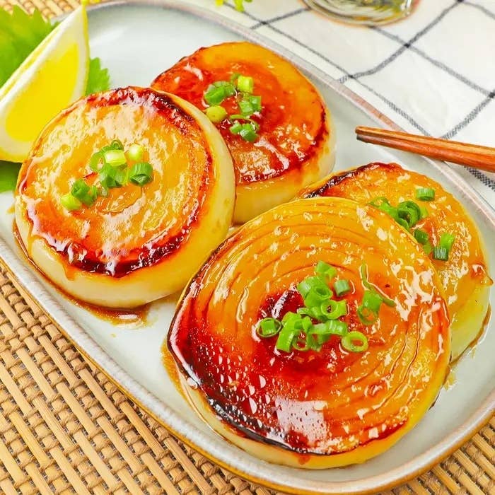 ご飯にもパンにも合う「玉ねぎの照り焼き」