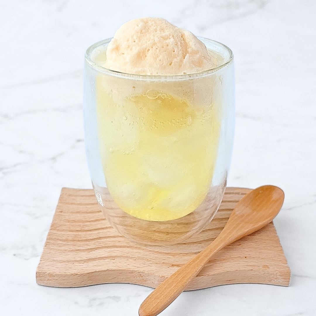 KALDI (カルディ)の「サマーペンギンラムネ パイナップル味 250ml」