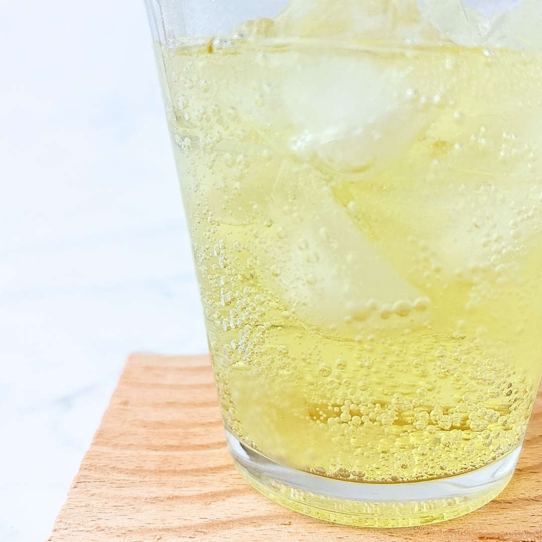 KALDI (カルディ)の「サマーペンギンラムネ パイナップル味 250ml」