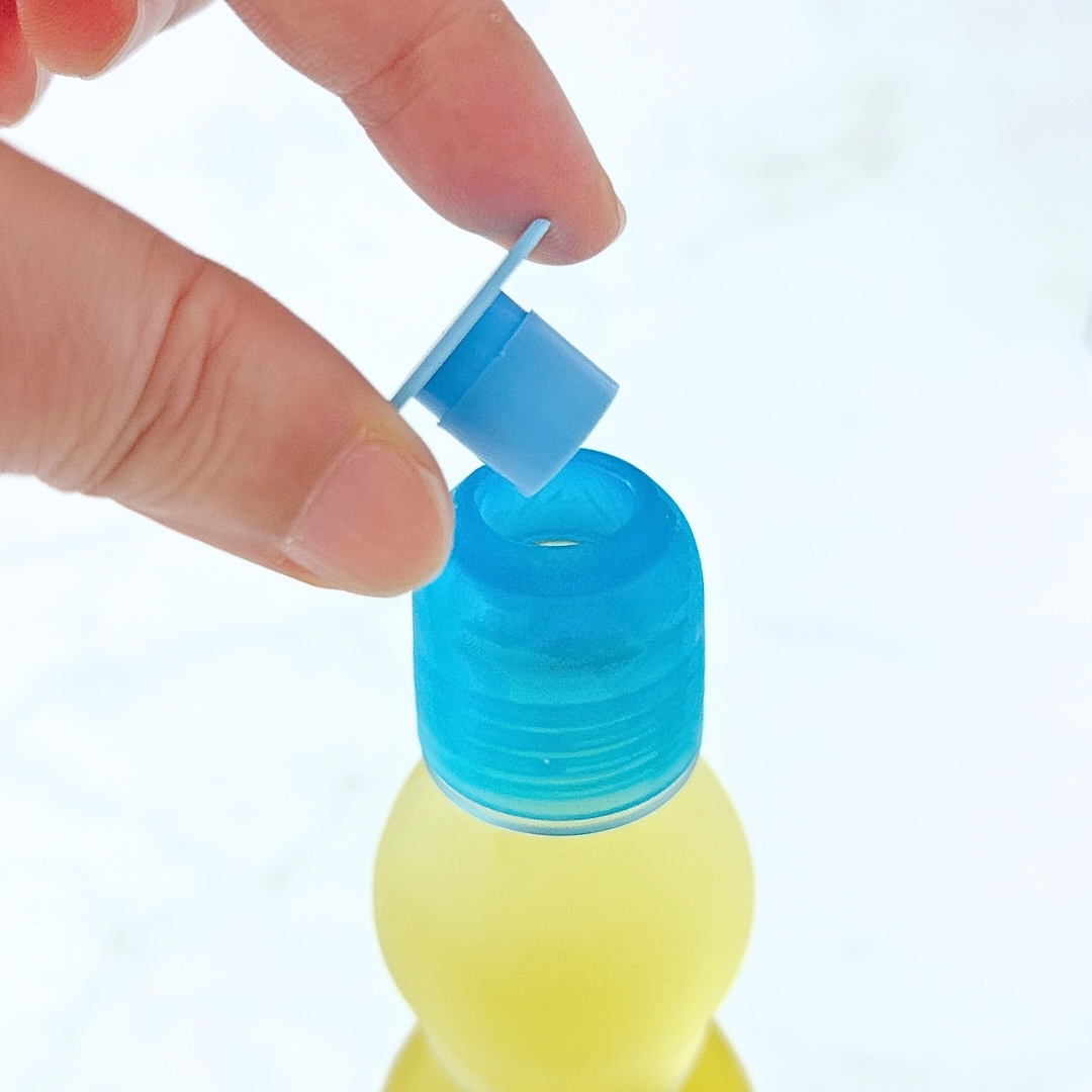 KALDI (カルディ)の「サマーペンギンラムネ パイナップル味 250ml」