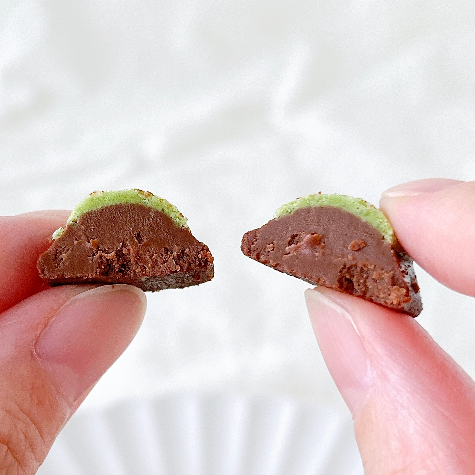 セブン-イレブンの「セブンプレミアム チョコ焼いちゃった 抹茶」