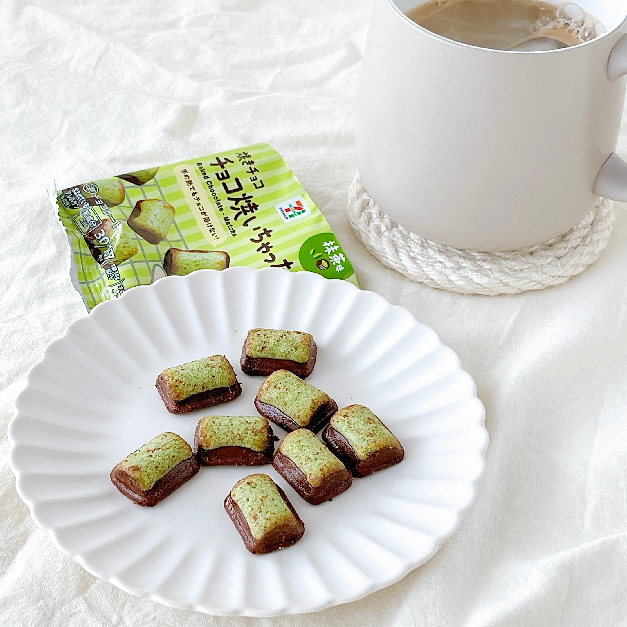 セブン-イレブンの「セブンプレミアム チョコ焼いちゃった 抹茶」
