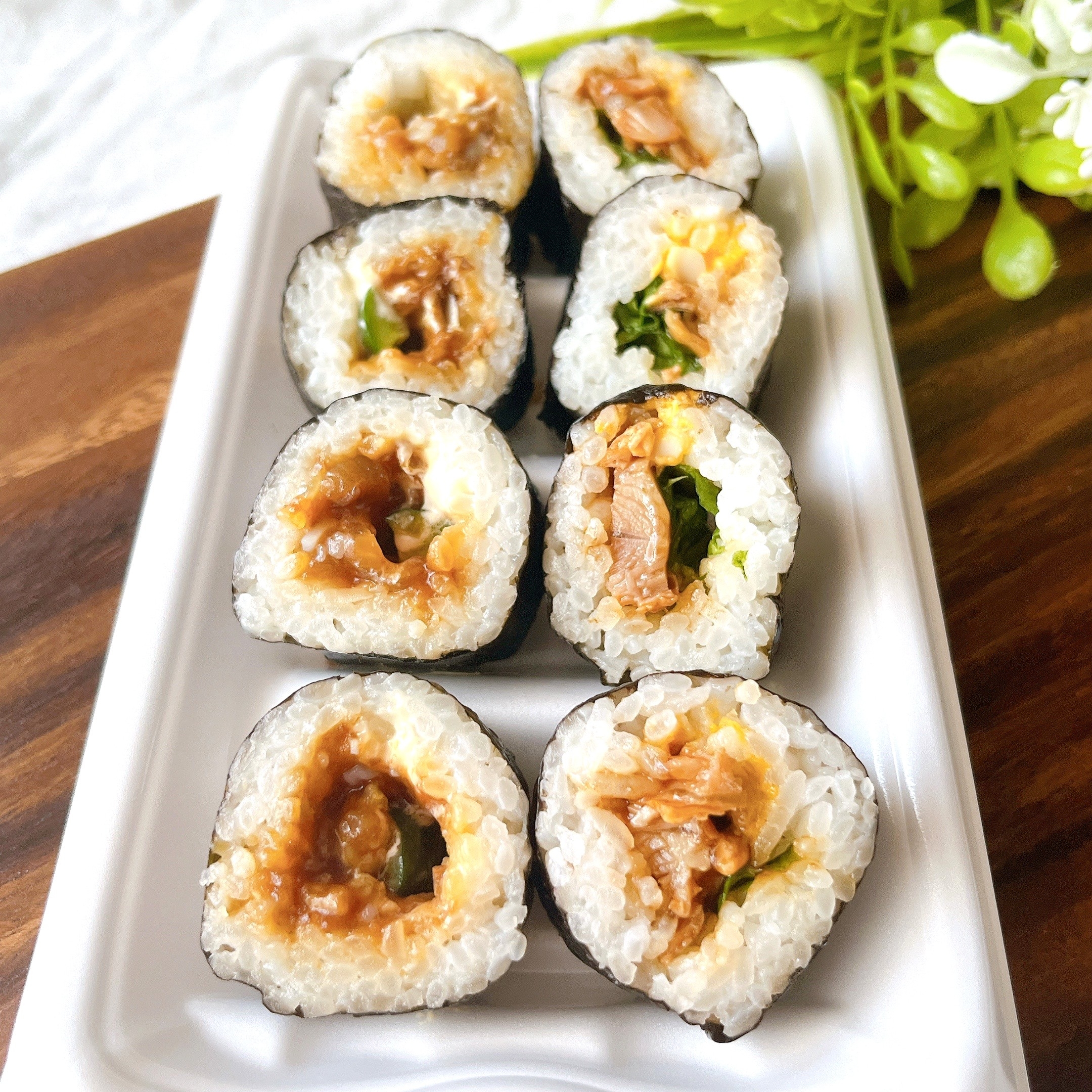 ファミリーマートの「牛焼肉巻&テリヤキチキン巻」