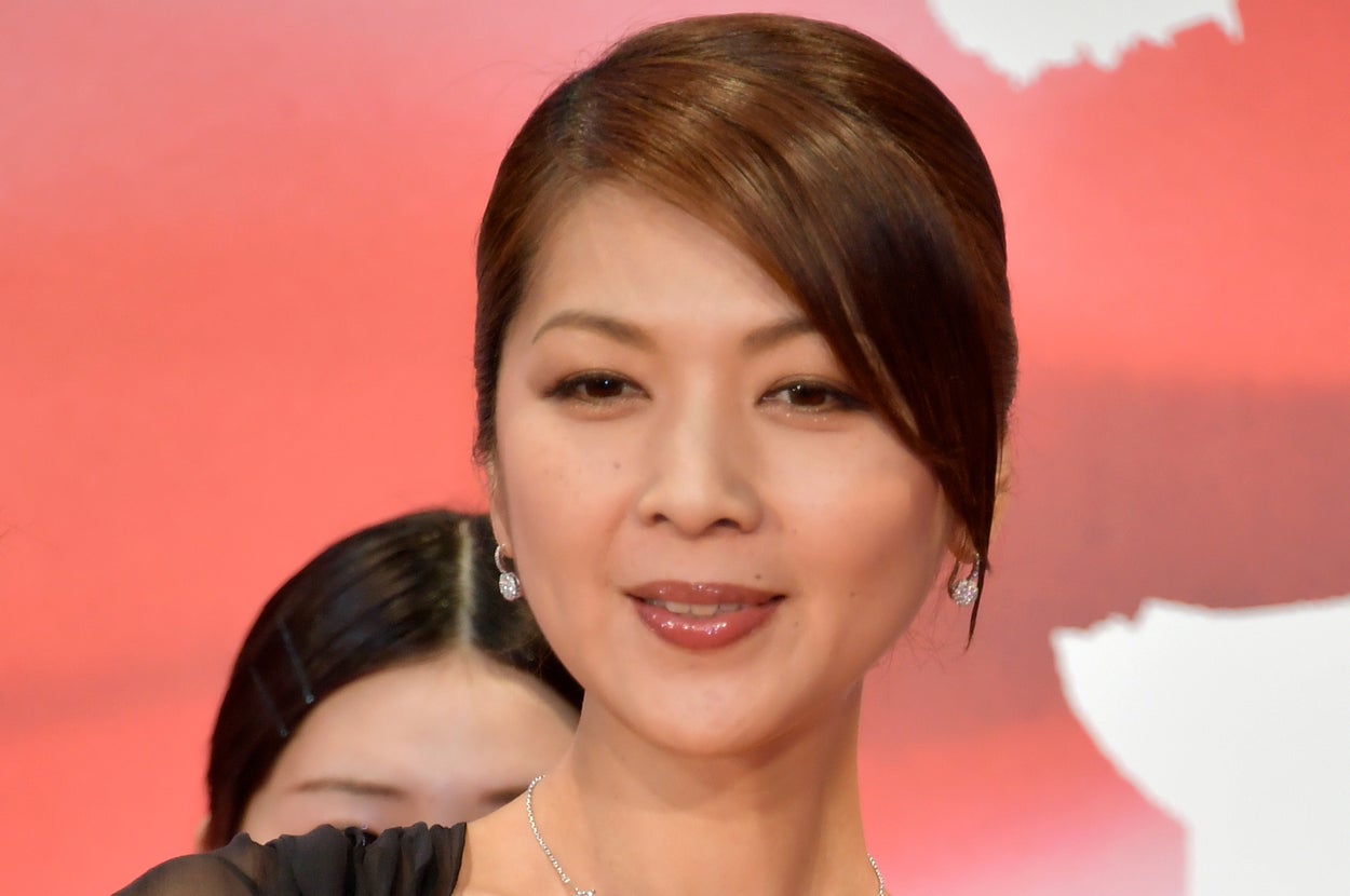 飯島直子さん(時事通信フォト)