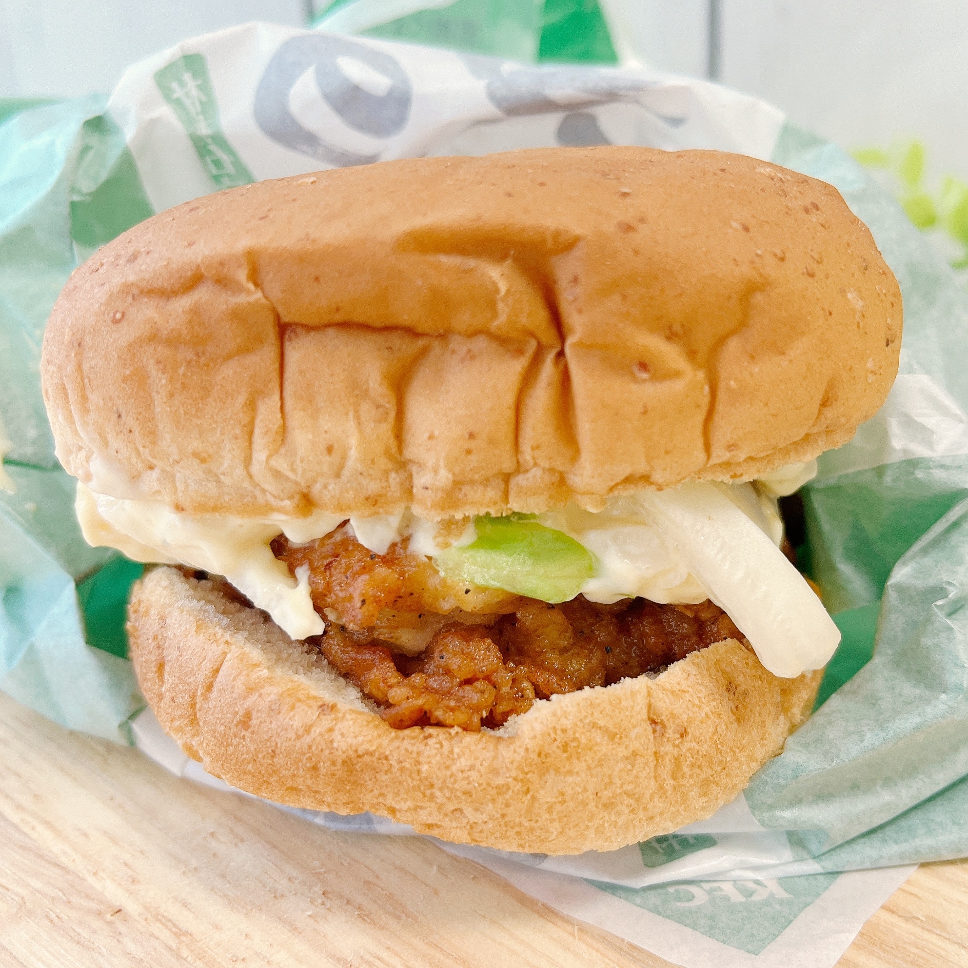 KFC(ケンタッキー・フライド・チキン)の「チキン南蛮フィレバーガー」