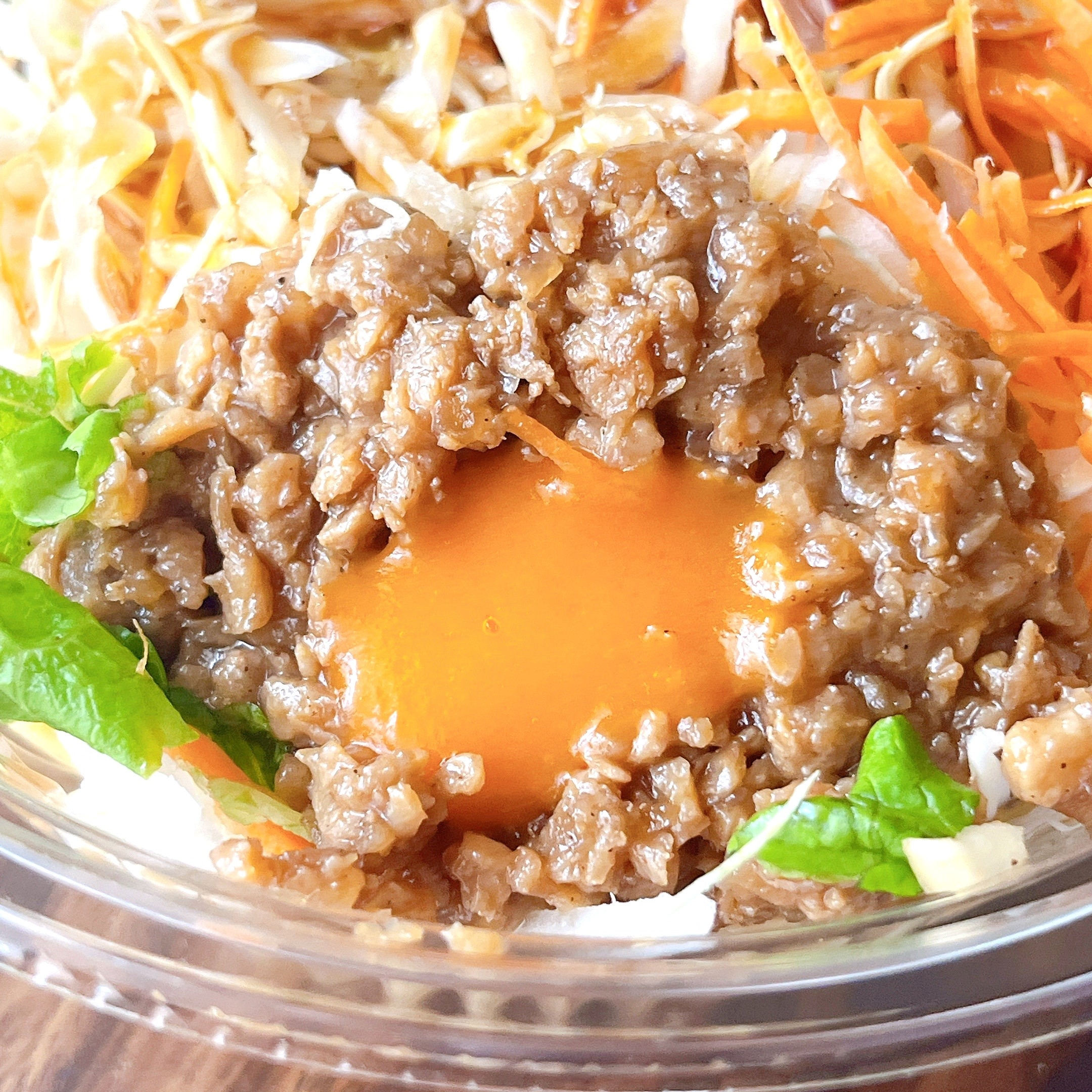 ファミリーマートの「ルーローハン風パスタサラダ」