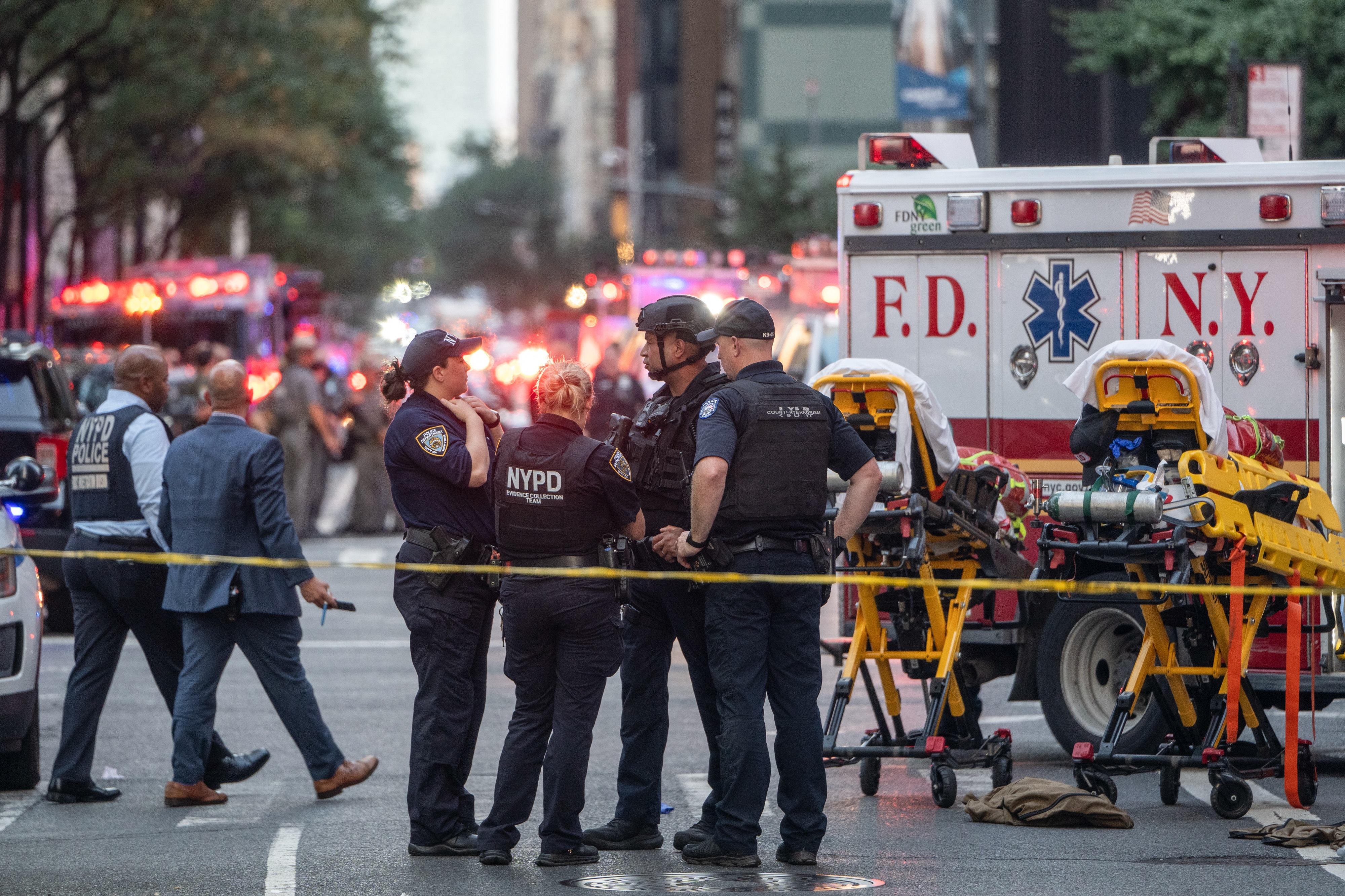 officers respond to the scene of a shooting at 345 Park Ave. in New York, US, on Monday, July 28, 2025