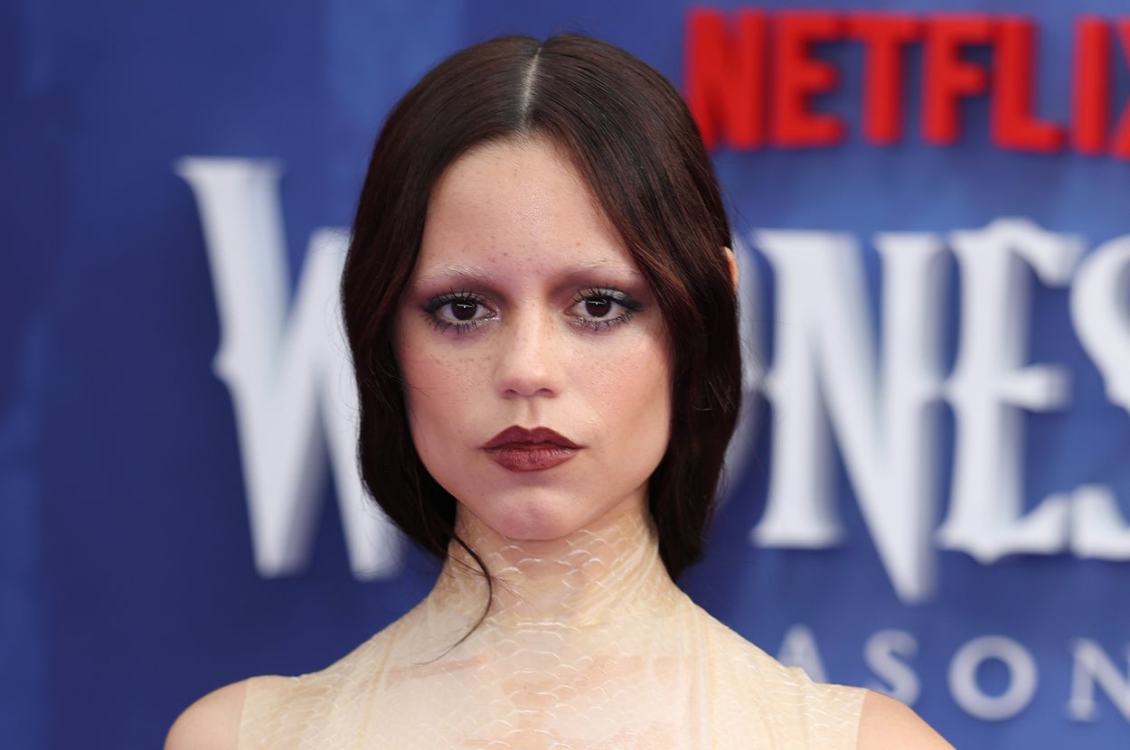 Jenna Ortega's Latex Dress On The Red Carpet Is So Stunning, You Literally Have To See It