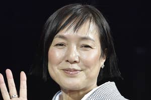 桃井かおりさん(時事通信フォト)