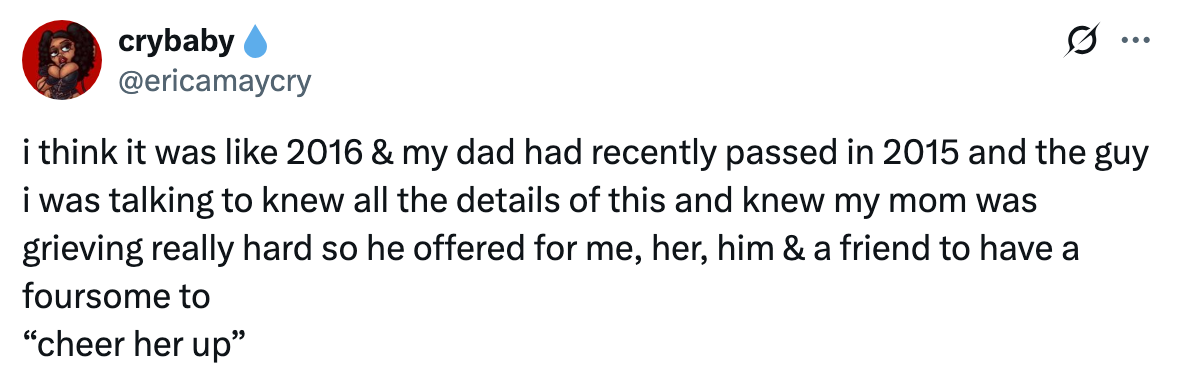 Tweet describing an offer made to the poster and their mom for a group activity to cheer up the mom after her husband passed away in 2015