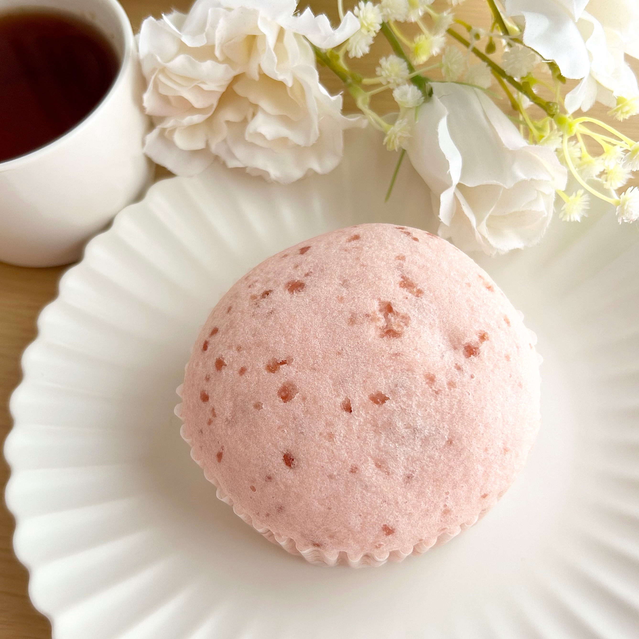 FamilyMart(ファミリーマート)の「つぶつぶいちごミルク蒸しケーキ」