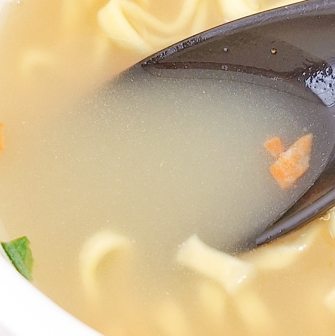 FamilyMart「ポークの野菜と旨味 生姜タンメン 大盛」