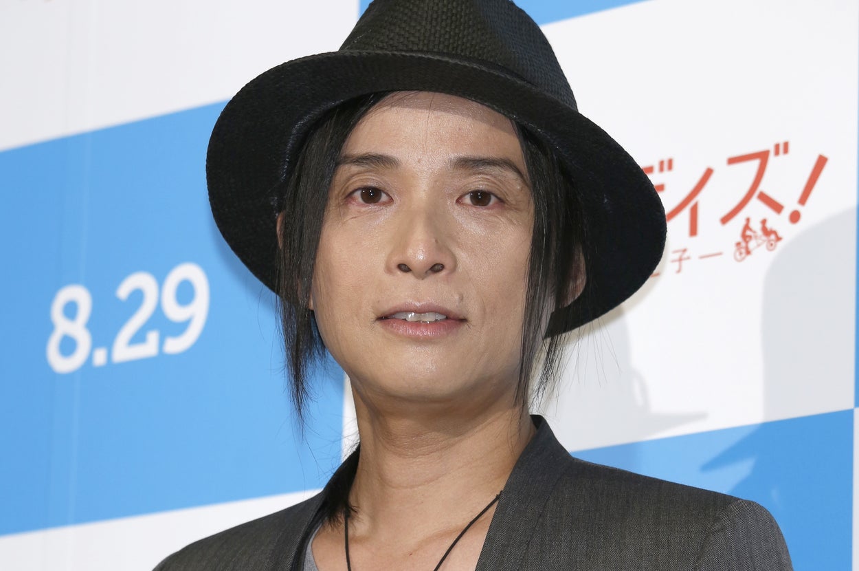 辻仁成さん(時事)