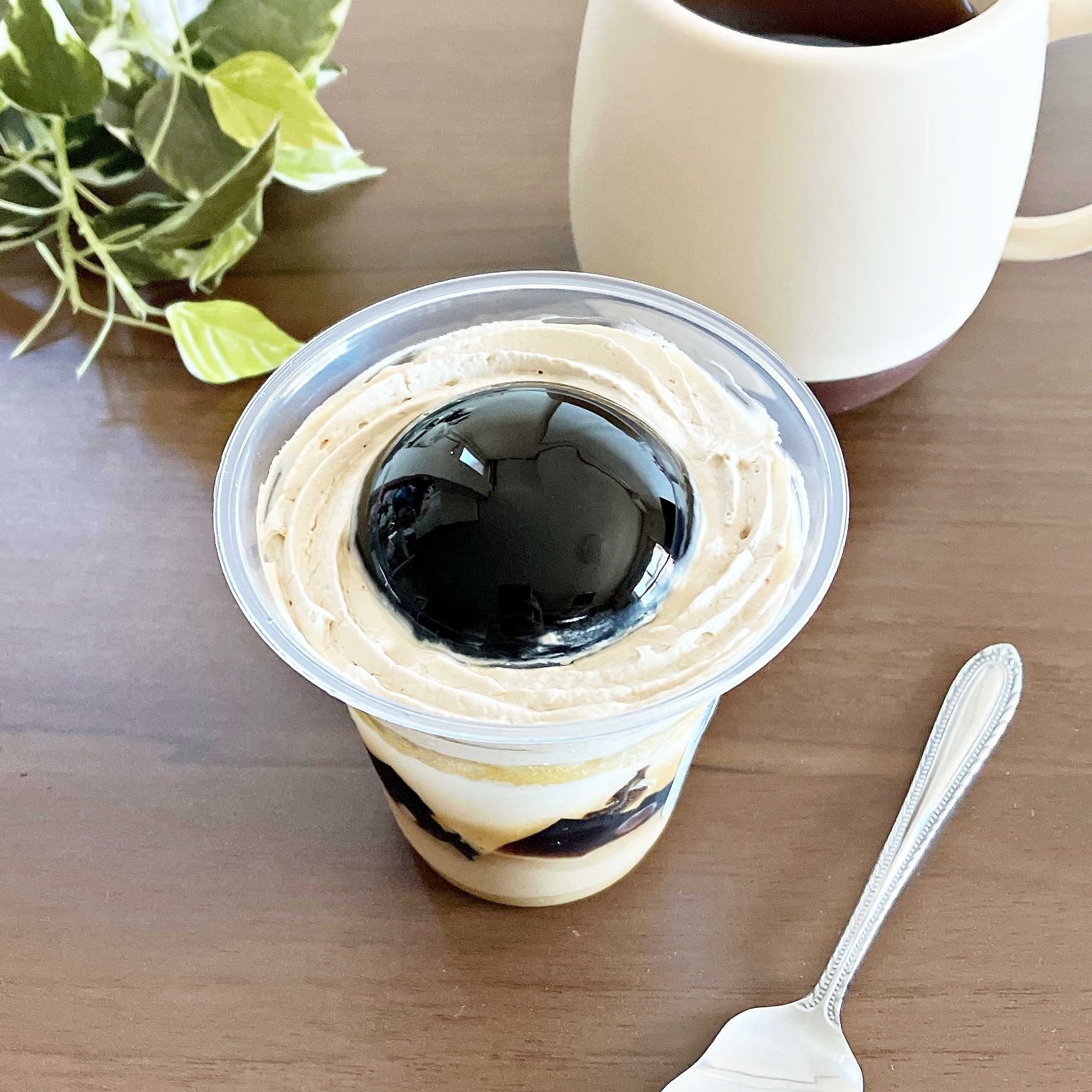 ファミマ「コーヒーゼリーパフェ」