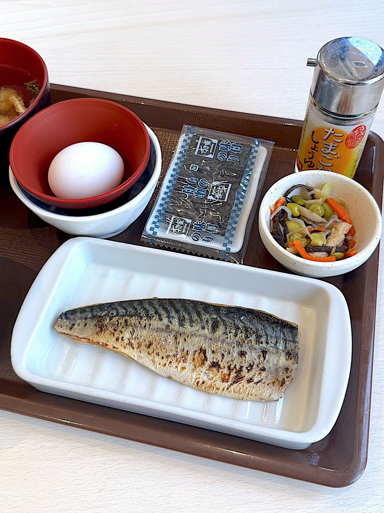 すき家の「塩さばたまかけ朝食」