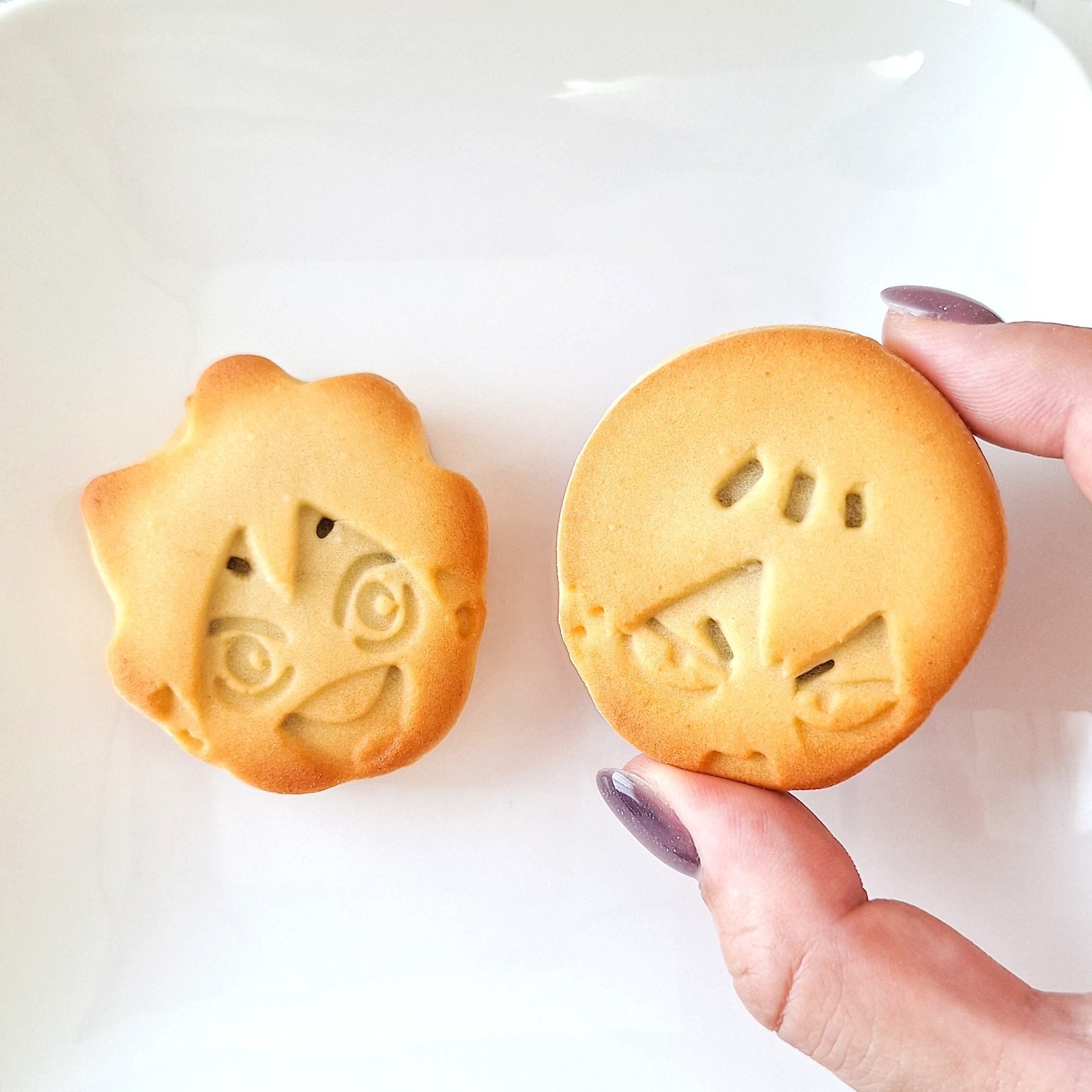 FamilyMart「ハイキュー!!日向・影山のおまんじゅう こしあん入り(2個入)」