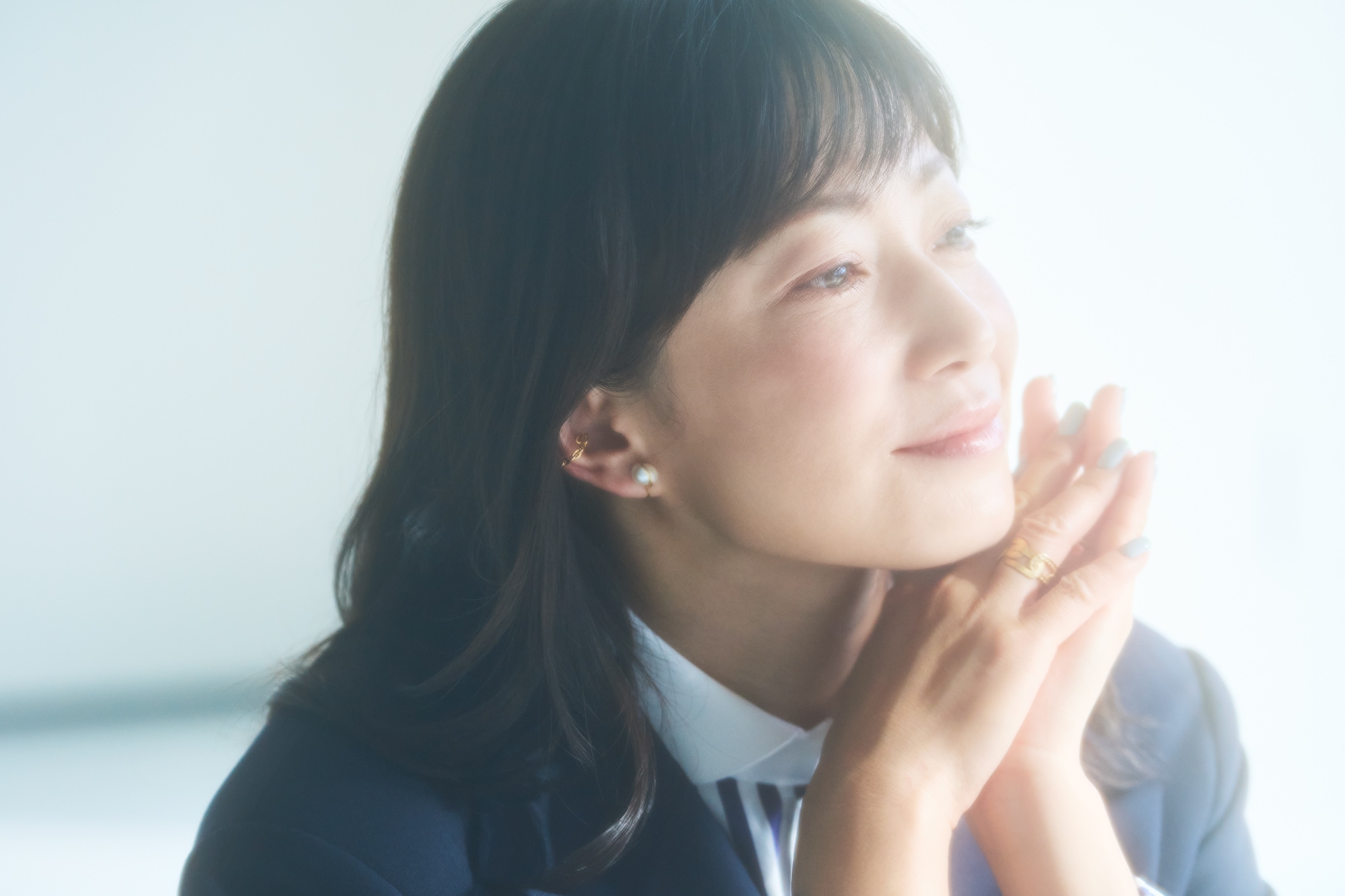 取材に応じる菅野美穂さん(撮影:黒羽政士)
