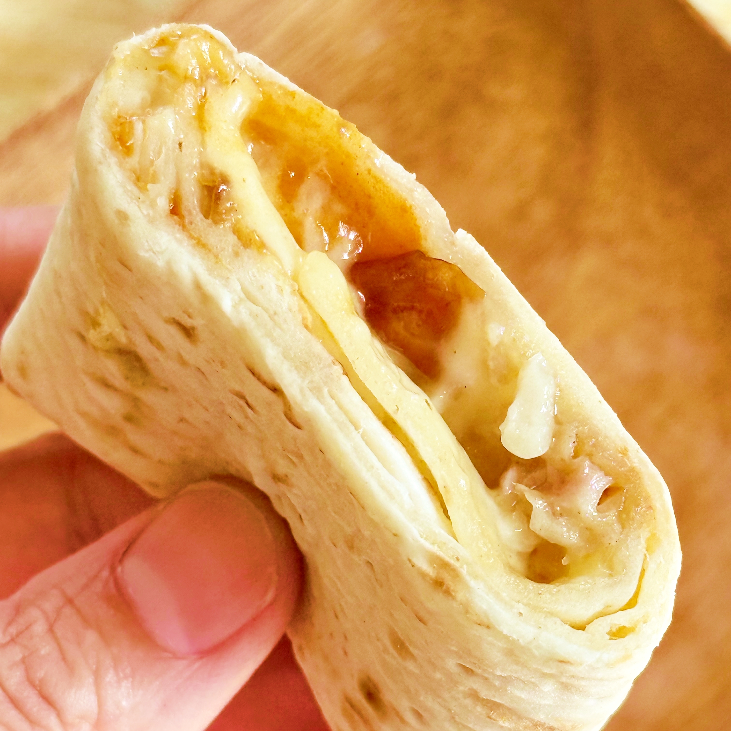 セブン-イレブン「ブリトーグリルチキン&ヤンニョムチーズ」