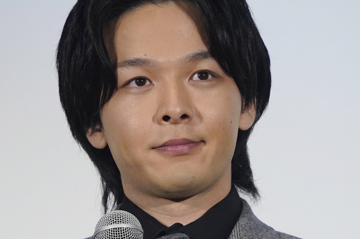 中村倫也さん(時事通信フォト)