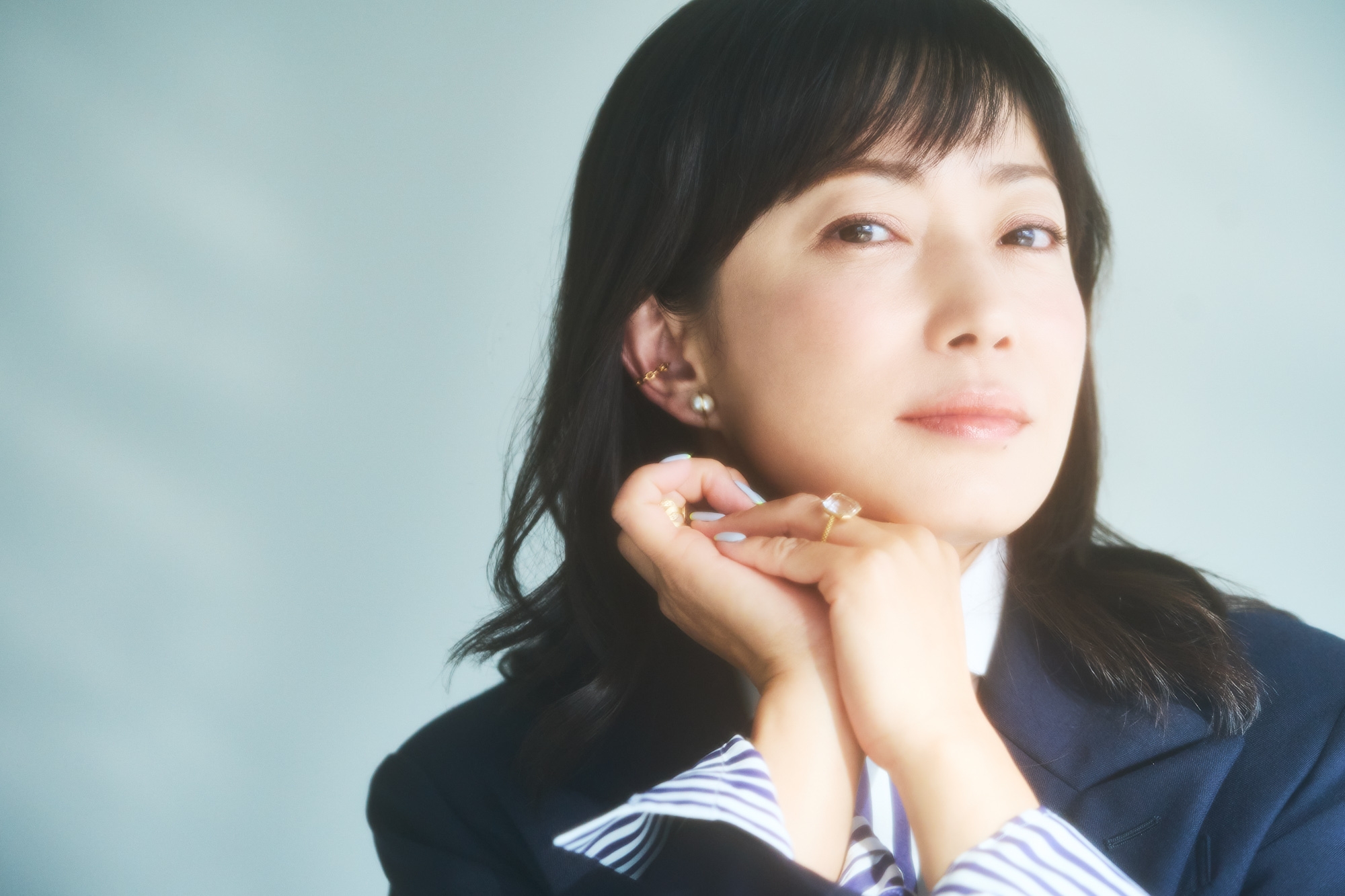 取材に応じる菅野美穂さん(撮影:黒羽政士)