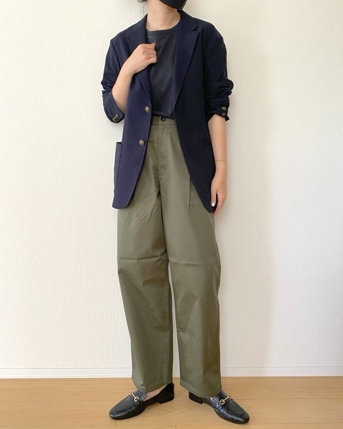 GUの「チノキャロットパンツ(丈標準69.5~73.5cm)」