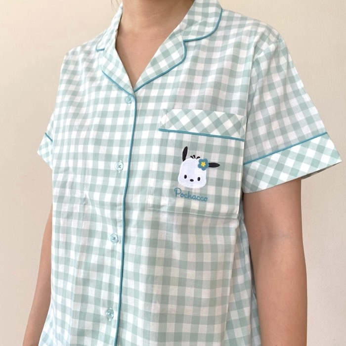 GUの「コットンパジャマ(半袖&ショートパンツ)Sanrio characters」